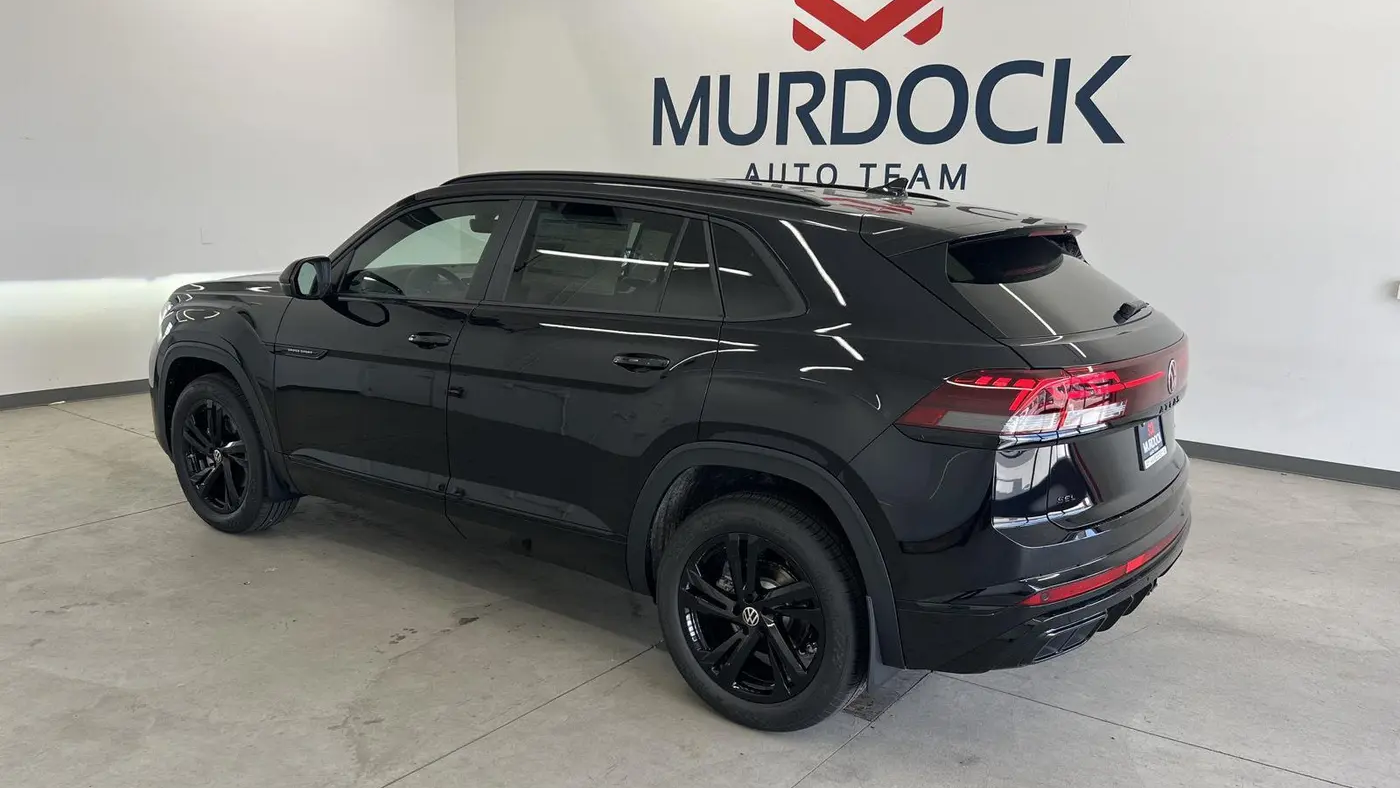 2026 Volkswagen Atlas Cross Sport SEL R-Line Black 4Motion