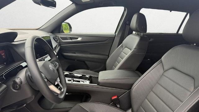 2026 Volkswagen Atlas Cross Sport SEL R-Line Black 4Motion