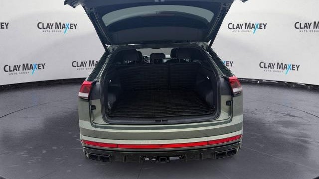 2026 Volkswagen Atlas Cross Sport SEL R-Line Black 4Motion