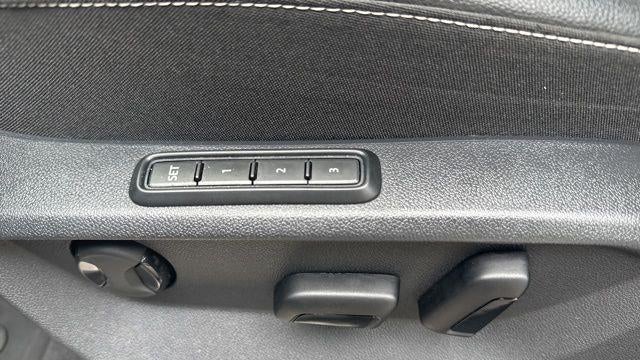2024 Volkswagen Atlas Cross Sport SEL R-Line 4Motion