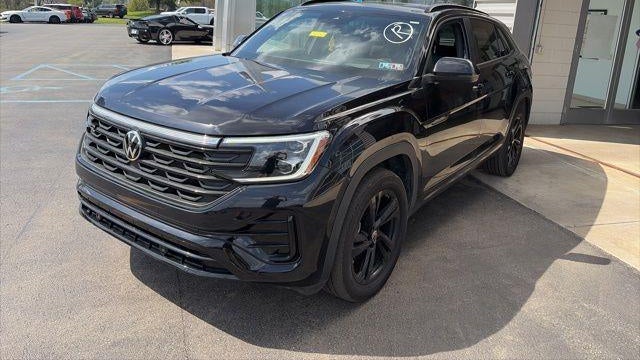 2025 Volkswagen Atlas Cross Sport SEL R-Line Black 4Motion