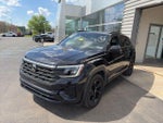 2025 Atlas Cross Sport Thumbnail 2