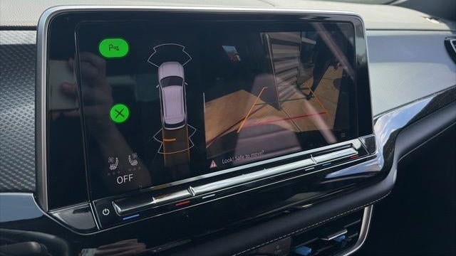 2025 Volkswagen Atlas Cross Sport SEL R-Line Black 4Motion