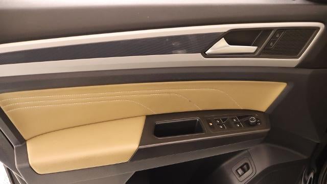 2022 Volkswagen Atlas Cross Sport V6 SEL R-Line Black 4Motion
