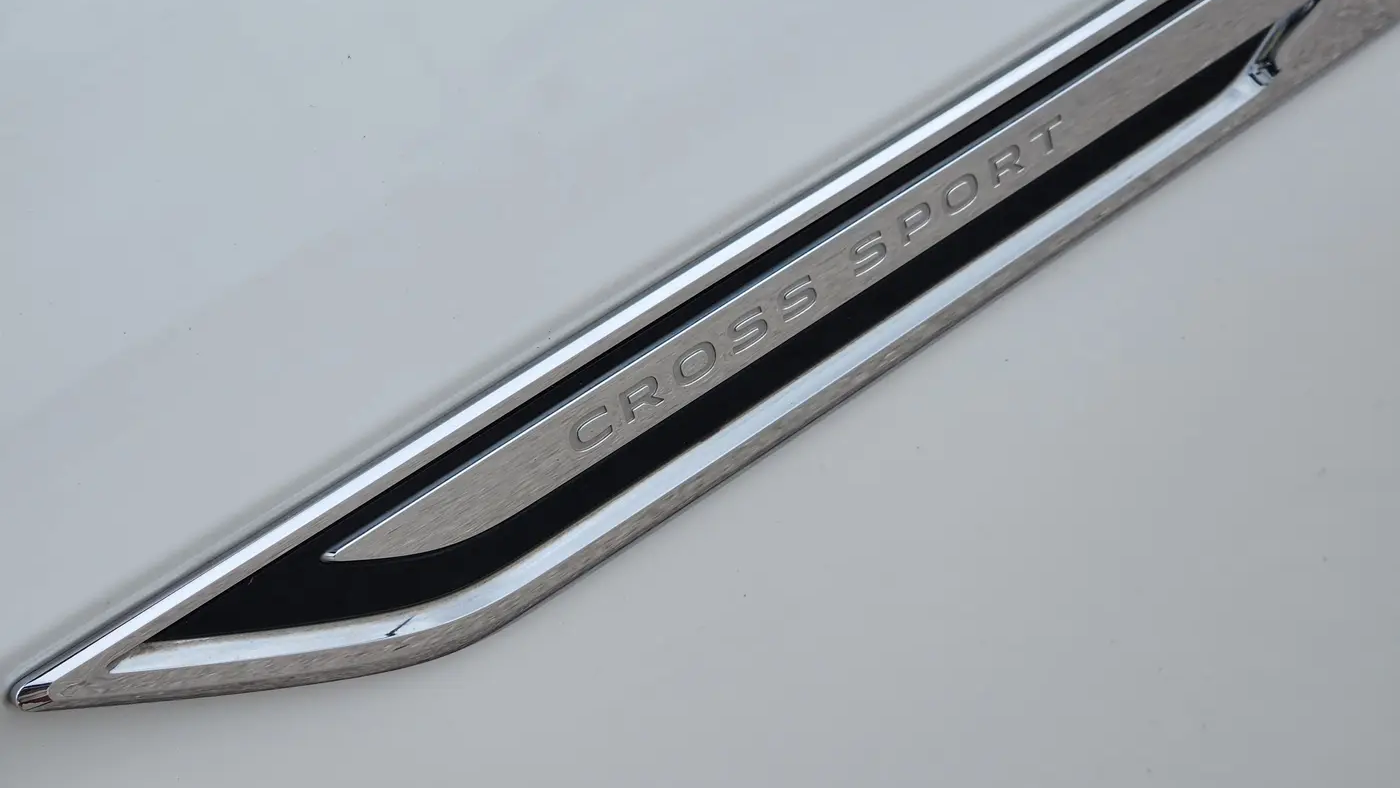 2024 Volkswagen Atlas Cross Sport SEL R-Line 4Motion