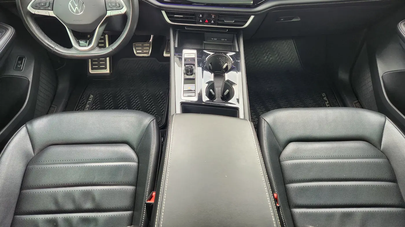 2024 Volkswagen Atlas Cross Sport SEL R-Line 4Motion