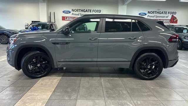 2025 Volkswagen Atlas Cross Sport SEL R-Line Black 4Motion
