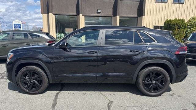 2025 Volkswagen Atlas Cross Sport SEL R-Line Black 4Motion
