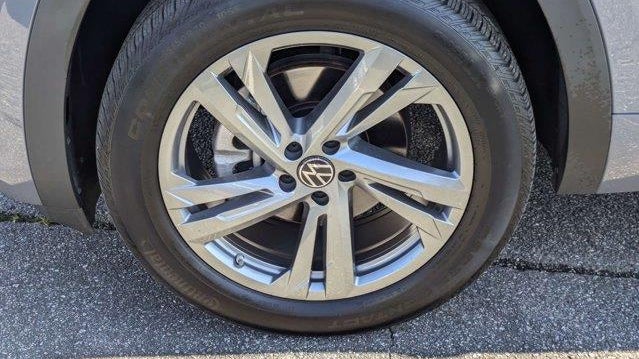 2024 Volkswagen Atlas Cross Sport SEL R-Line 4Motion