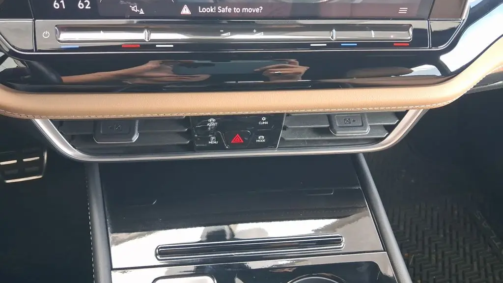 2024 Volkswagen Atlas Cross Sport SEL R-Line 4Motion