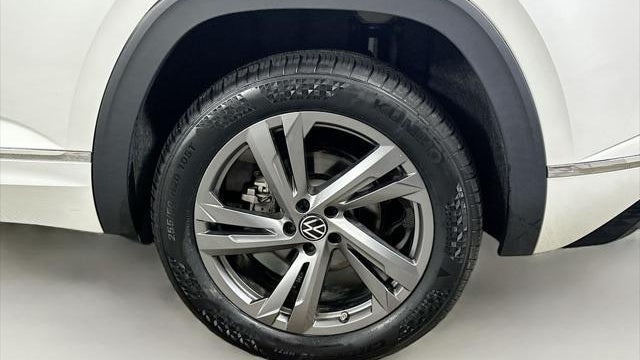 2024 Volkswagen Atlas Cross Sport SEL R-Line 4Motion