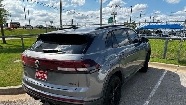 2025 Volkswagen Atlas Cross Sport SEL R-Line Black 4Motion