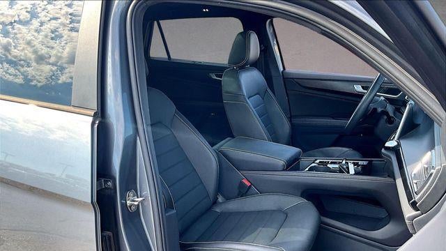 2025 Volkswagen Atlas Cross Sport SEL R-Line Black 4Motion