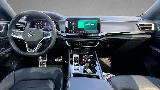 2025 Volkswagen Atlas Cross Sport SEL R-Line Black 4Motion