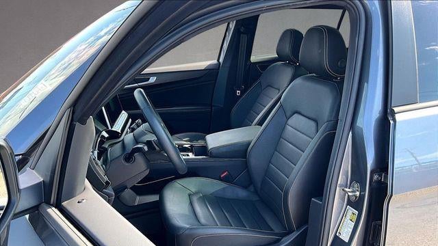 2025 Volkswagen Atlas Cross Sport SEL R-Line Black 4Motion