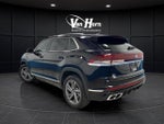 2024 Atlas Cross Sport Thumbnail 5