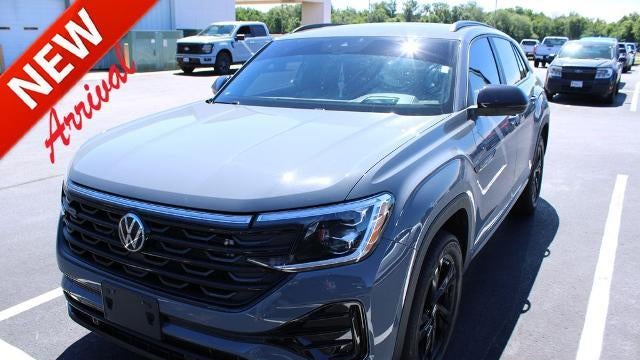 Preowned 2025 Volkswagen Atlas Cross Sport SEL R-Line Black 4Motion for Sale