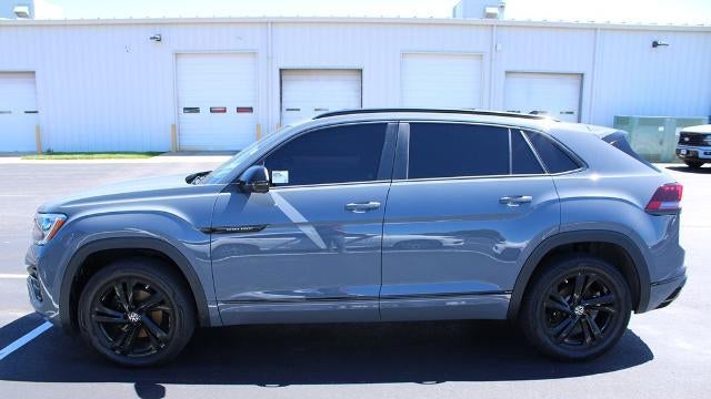 2025 Volkswagen Atlas Cross Sport SEL R-Line Black 4Motion