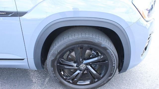 2025 Volkswagen Atlas Cross Sport SEL R-Line Black 4Motion