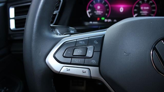 2025 Volkswagen Atlas Cross Sport SEL R-Line Black 4Motion