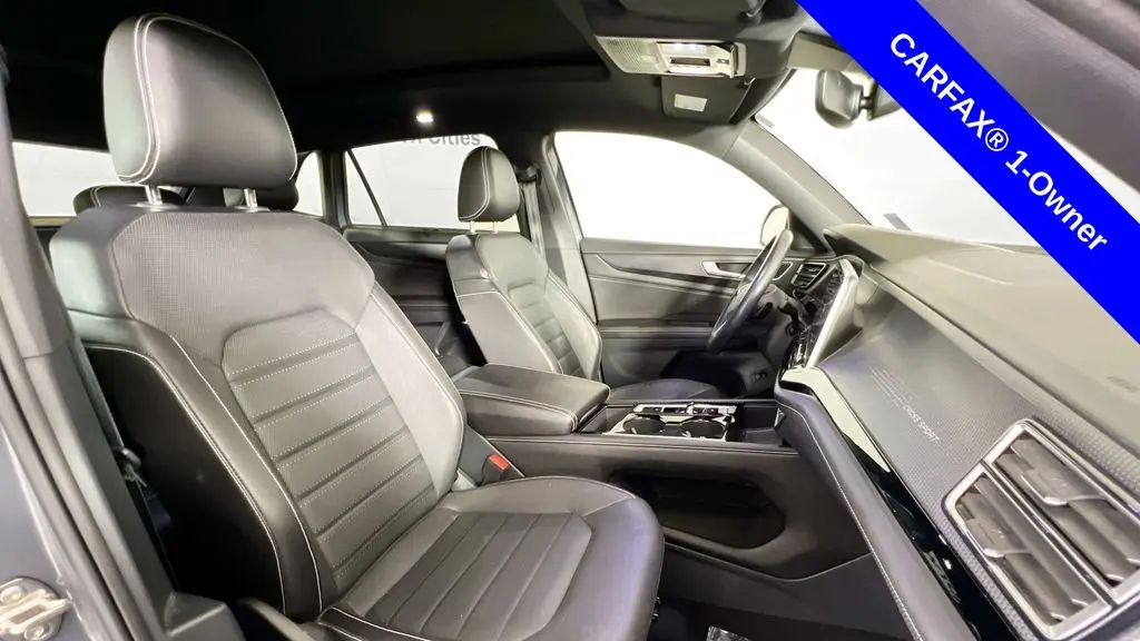 2024 Volkswagen Atlas Cross Sport SEL R-Line 4Motion