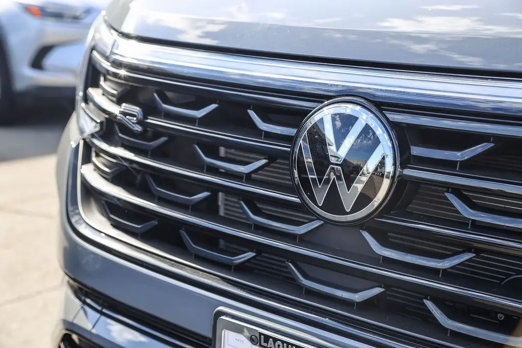 2025 Volkswagen Atlas - $39,998