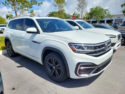 Photo of a 2022 Volkswagen Atlas AWD V6 SEL R-LINE 4motion 4DR SUV for sale