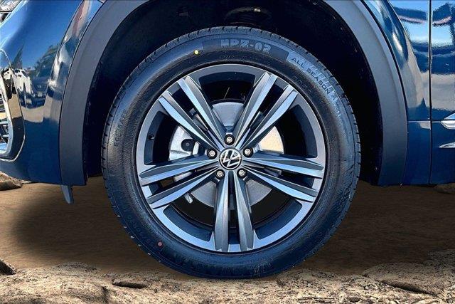 2022 Volkswagen Atlas - $29,998