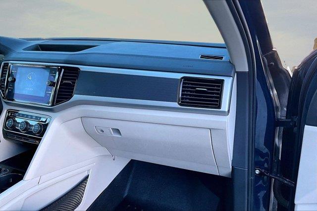 2022 Volkswagen Atlas - $29,998