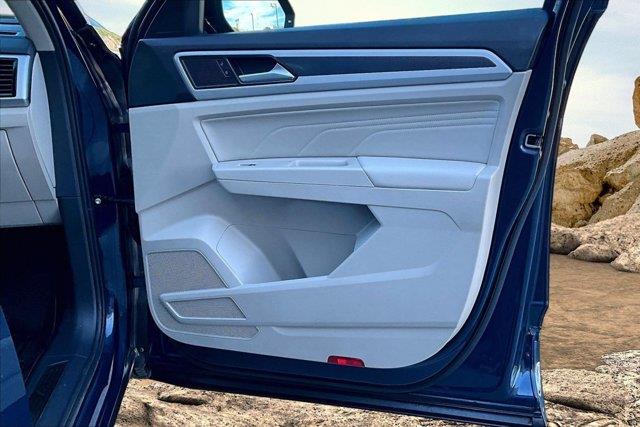 2022 Volkswagen Atlas - $29,998