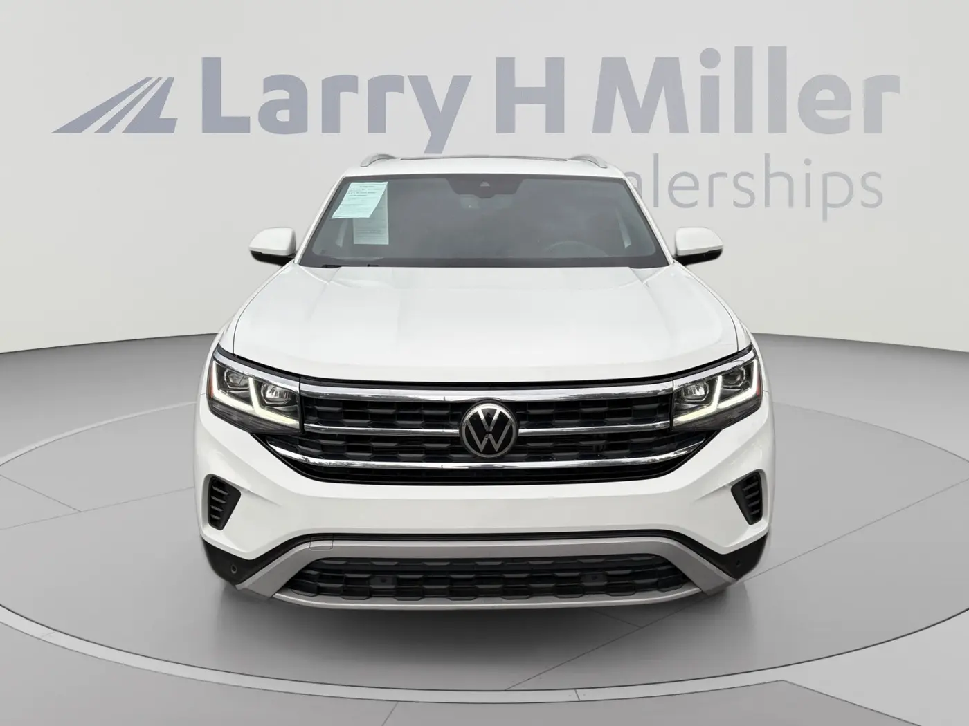 2022 Volkswagen Atlas - $20,000