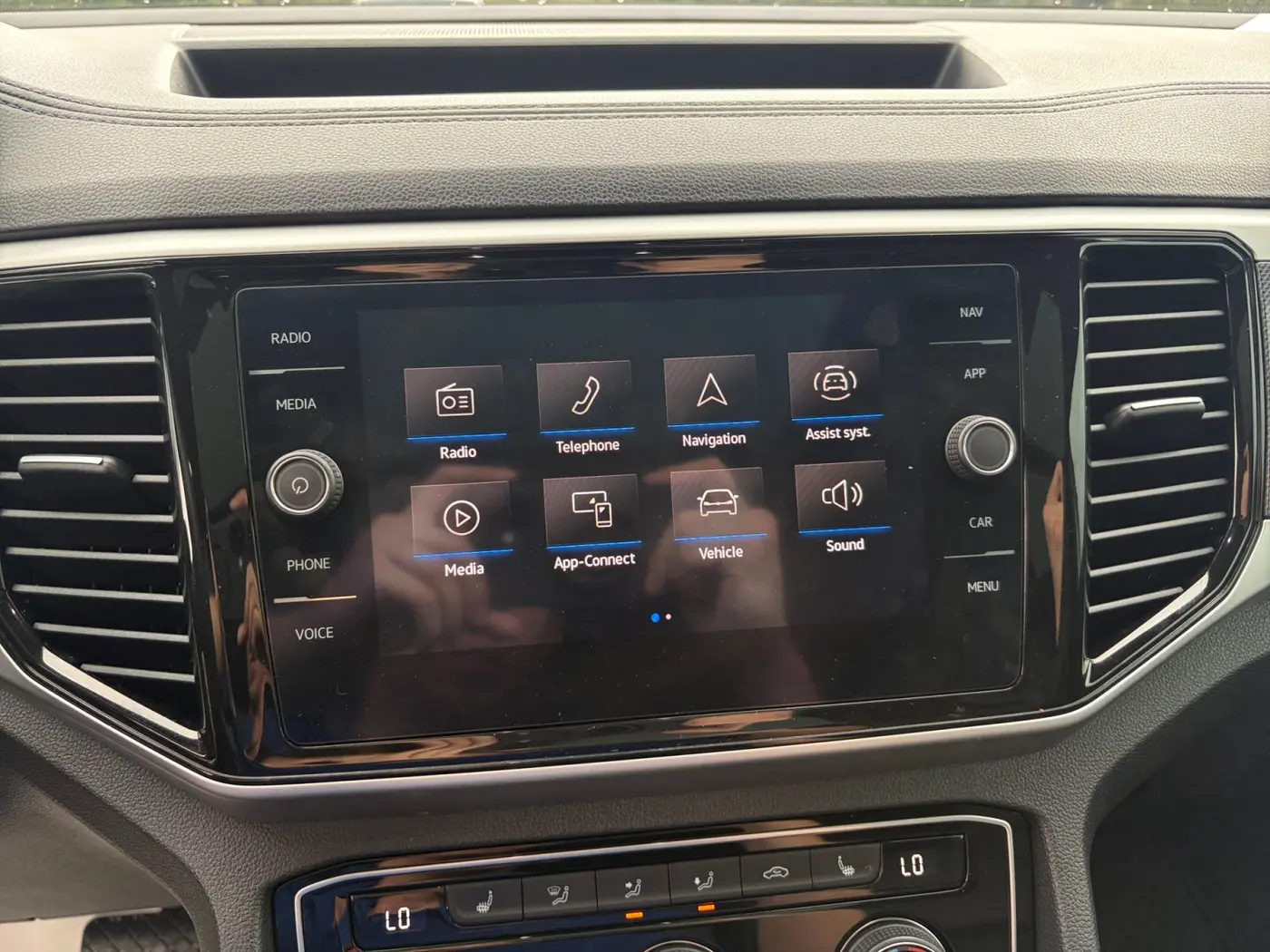 2022 Volkswagen Atlas - $20,000
