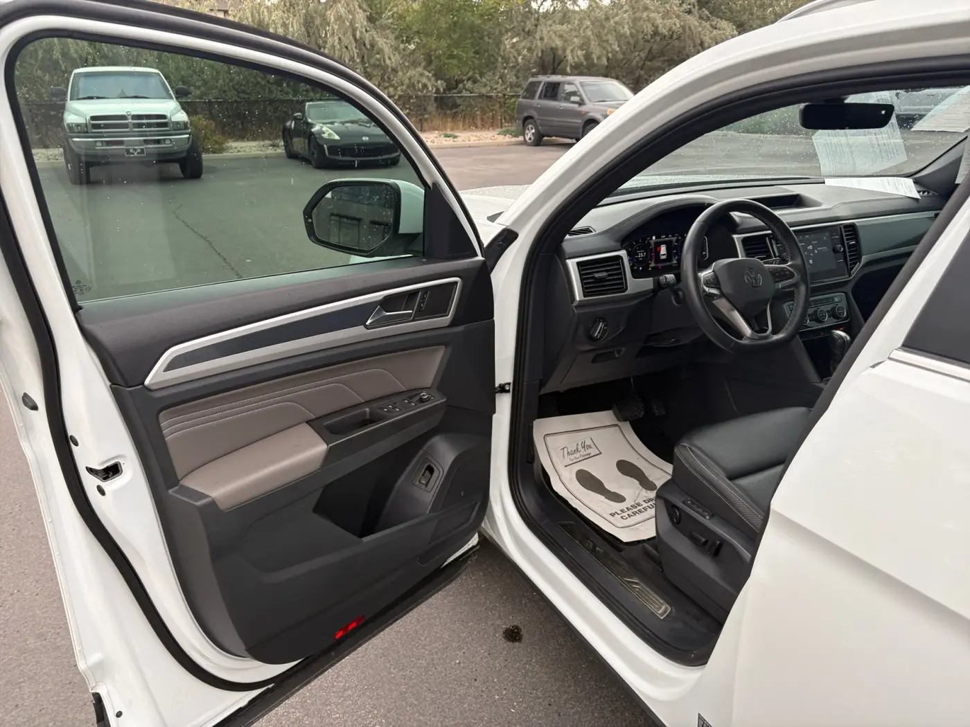 2022 Volkswagen Atlas - $20,000