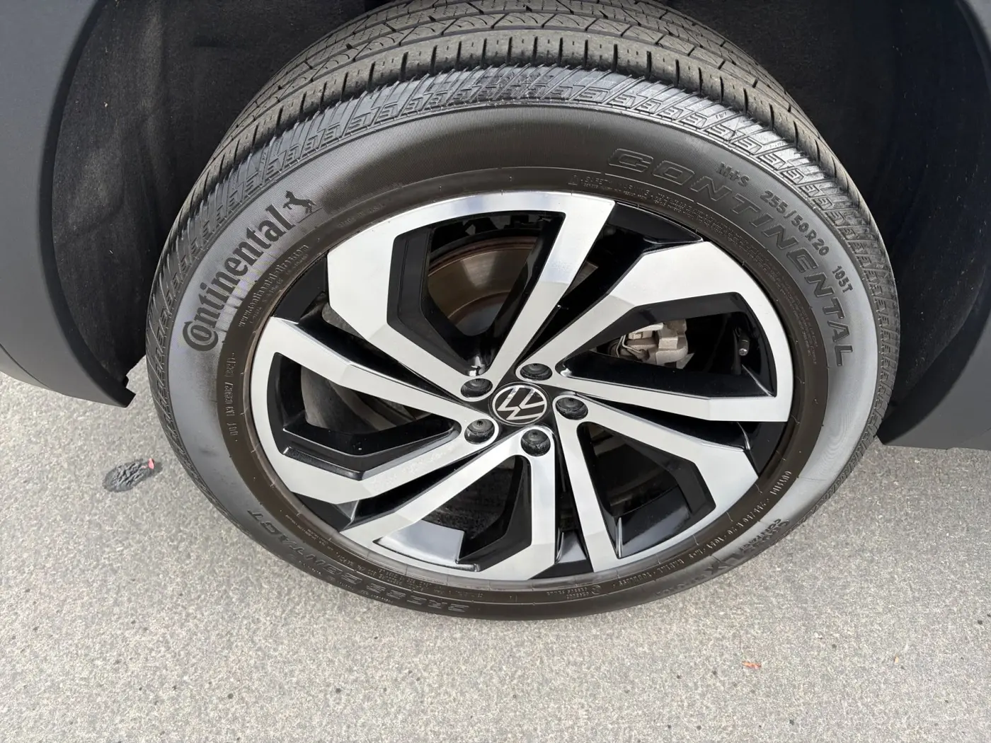2022 Volkswagen Atlas - $20,000