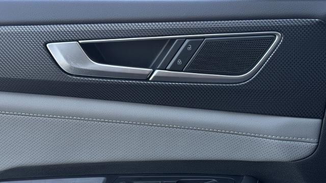2025 Volkswagen Atlas Cross Sport SEL 4Motion