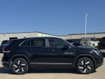 2025 Atlas Cross Sport Thumbnail 3