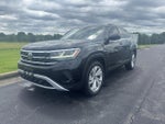 2021 Atlas Cross Sport Thumbnail 1