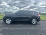 2021 Atlas Cross Sport Thumbnail 2