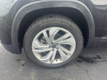 2021 Atlas Cross Sport Thumbnail 9