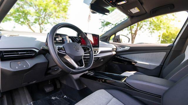 2024 Volkswagen ID 4  Standard