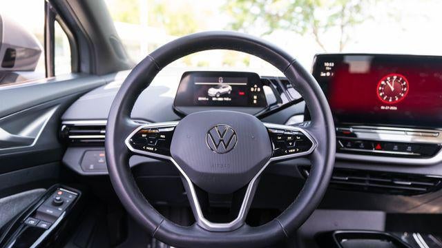 2024 Volkswagen ID 4  Standard