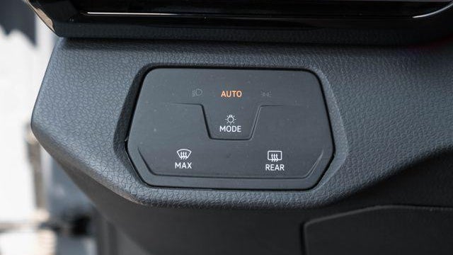 2024 Volkswagen ID 4  Standard