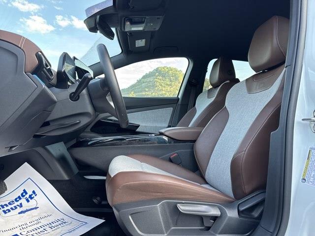 2024 Volkswagen Id.4 - $21,499