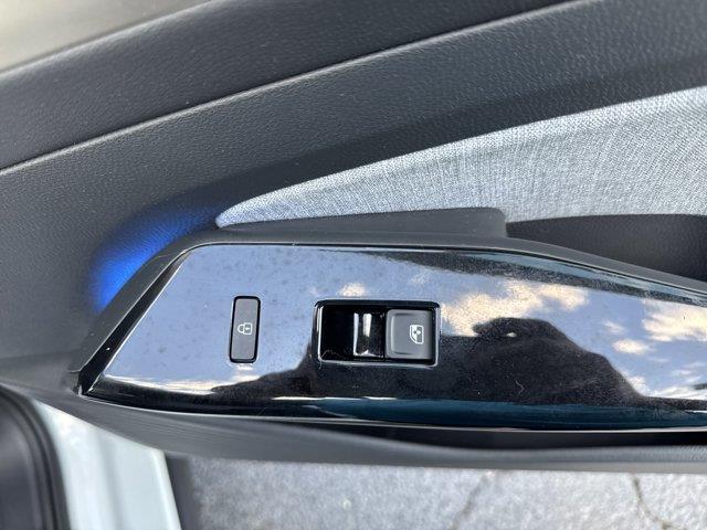 2024 Volkswagen Id.4 - $21,499