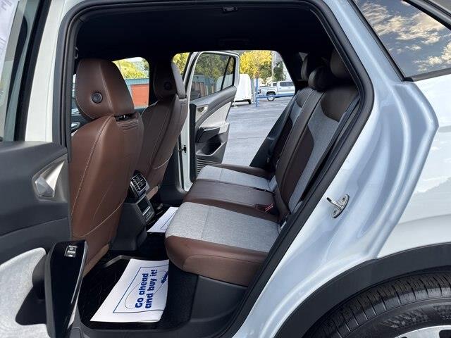 2024 Volkswagen Id.4 - $21,499