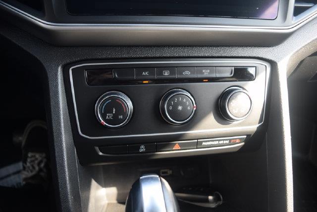 2018 Volkswagen Atlas - $12,100