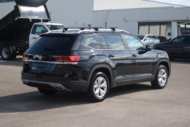 2018 Volkswagen Atlas - $12,100