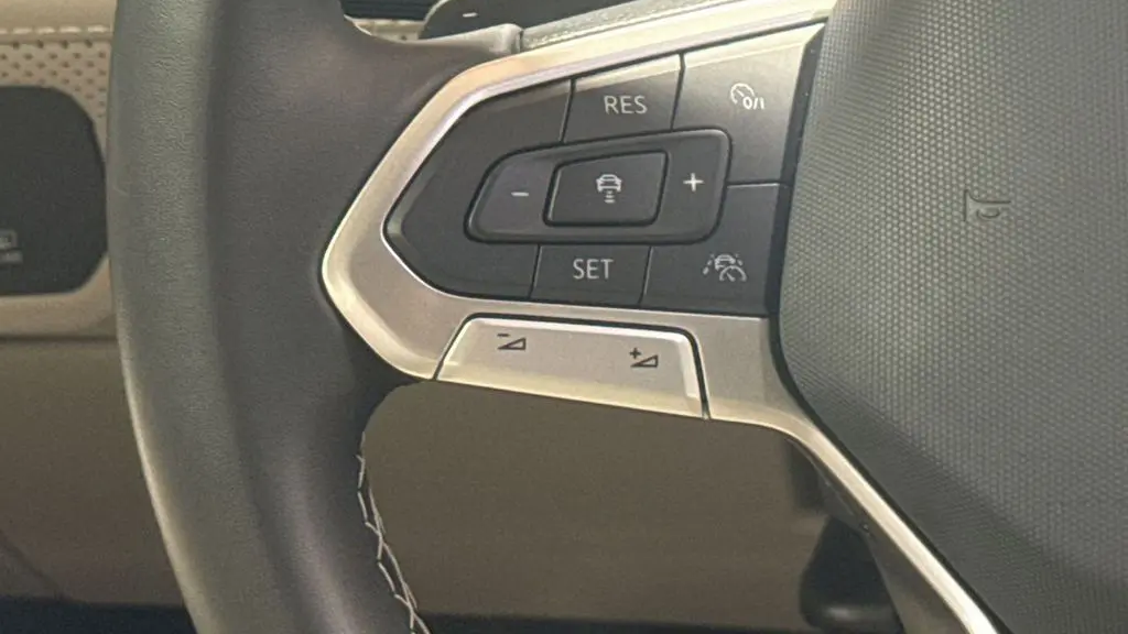 2024 Volkswagen Atlas SEL 4Motion