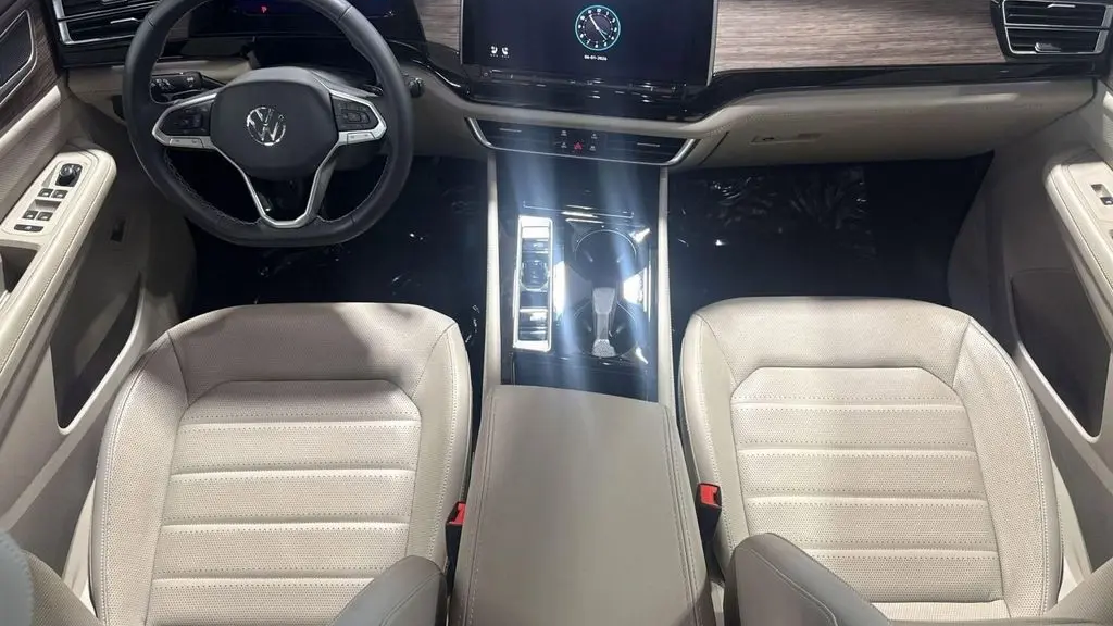 2024 Volkswagen Atlas SEL 4Motion