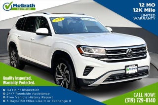 2022 Volkswagen Atlas with Pure White Exterior